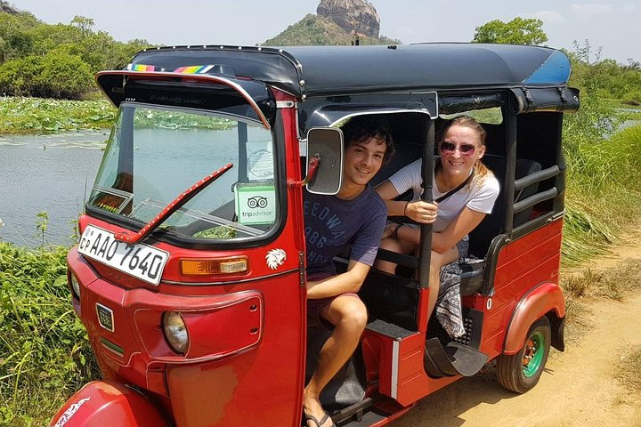 Village tour Sigiriya Rock, Pidurangala Rock and Dambulla temple - Photo 1 of 25